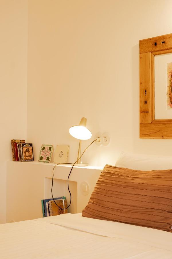 ヴィラ・ノヴァ・デ・ミルフォンテス Casa Do Ladoゲストハウス 部屋 写真